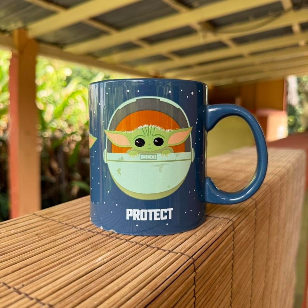 Star Wars Grogu Baby Yoda Protect‎ Attack Snack 20oz Ceramic Mug